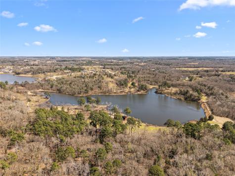22049-B Fm 1995 Lindale TX 75771