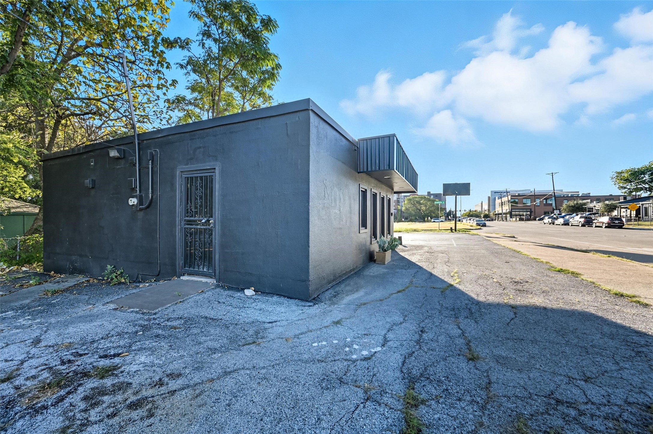 300 E Pennsylvania Avenue Fort Worth TX 76104