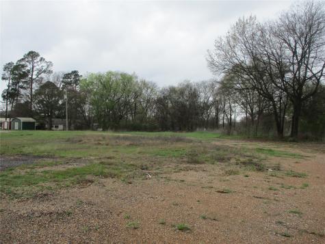 609 N Texas Street Emory TX 75440