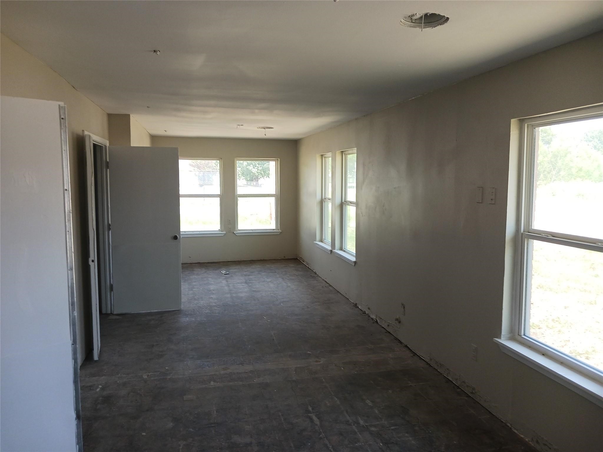 400 S Bond Street Whitewright TX 75491