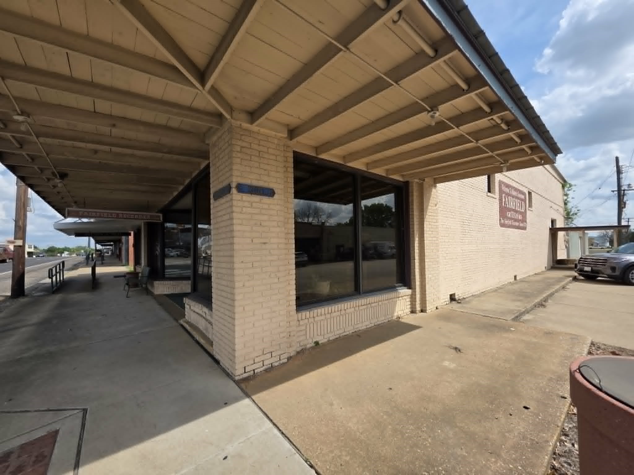 101 E Commerce Street Fairfield TX 75840