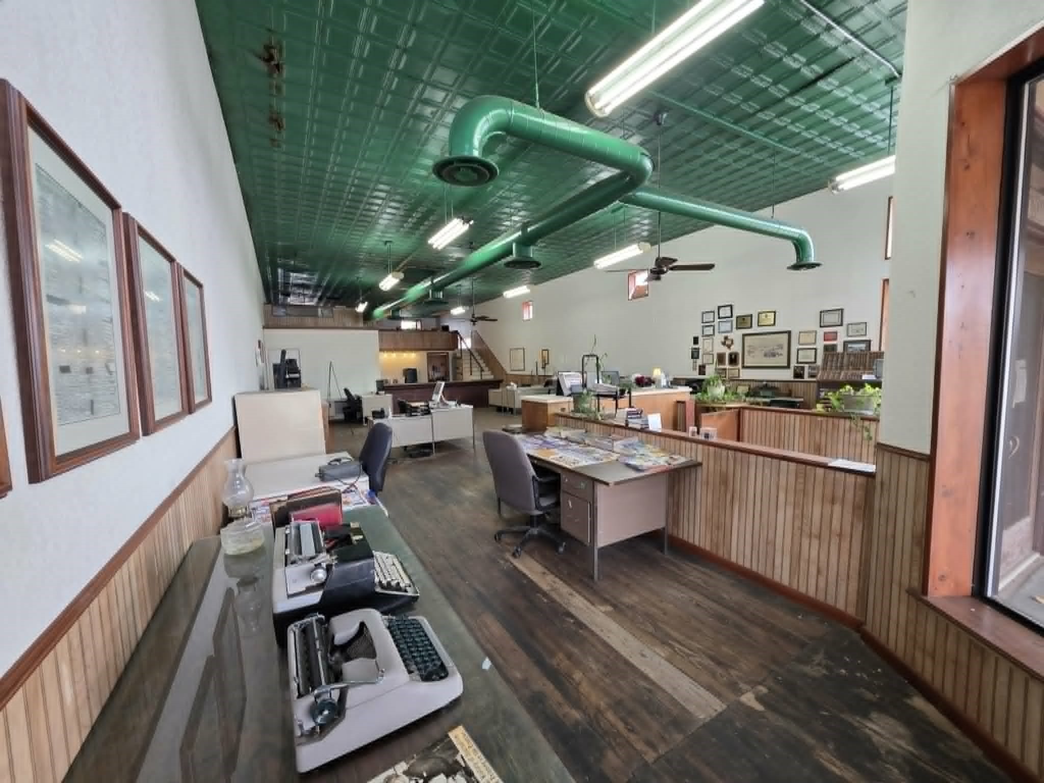 101 E Commerce Street Fairfield TX 75840