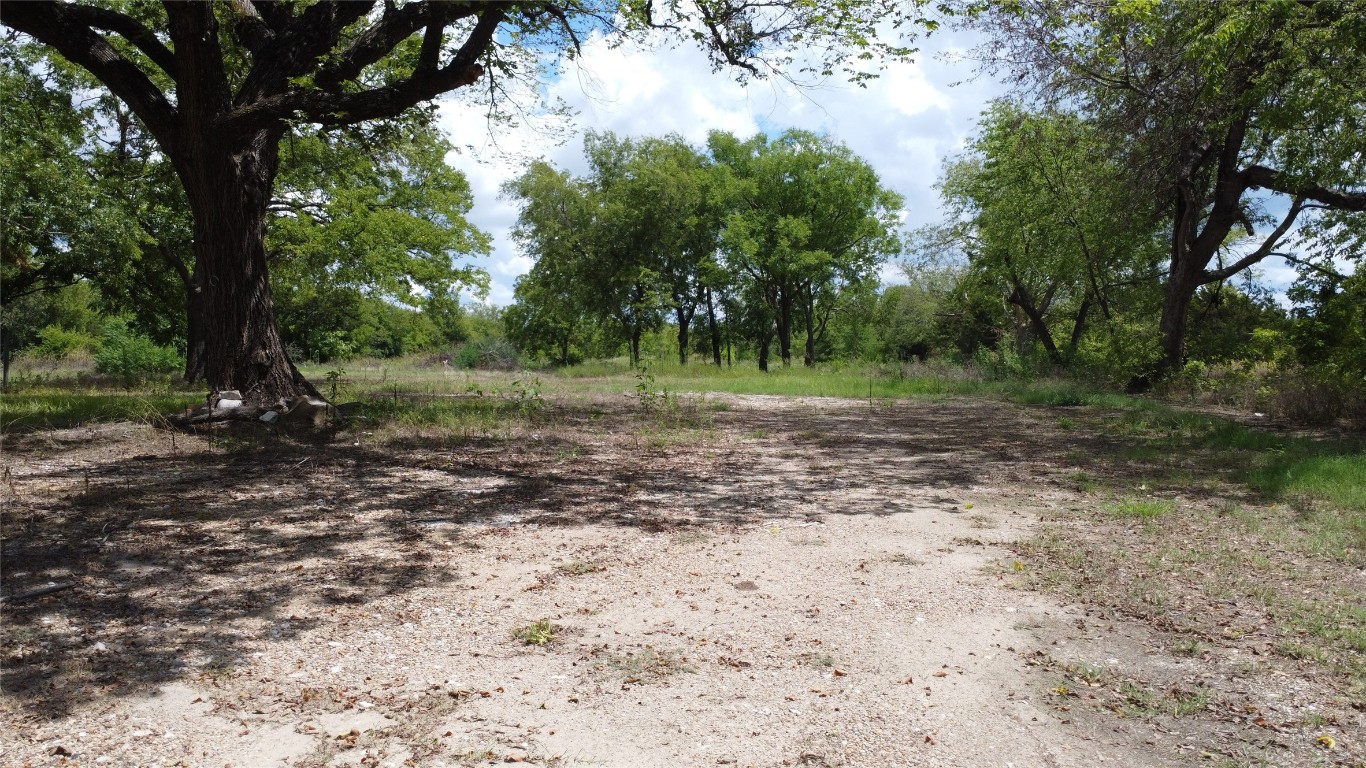8603 State Highway 34 Quinlan TX 75474
