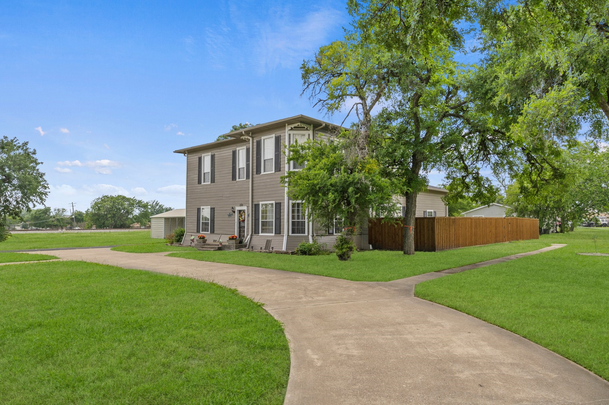 107 S Josephine Street Royse City TX 75189