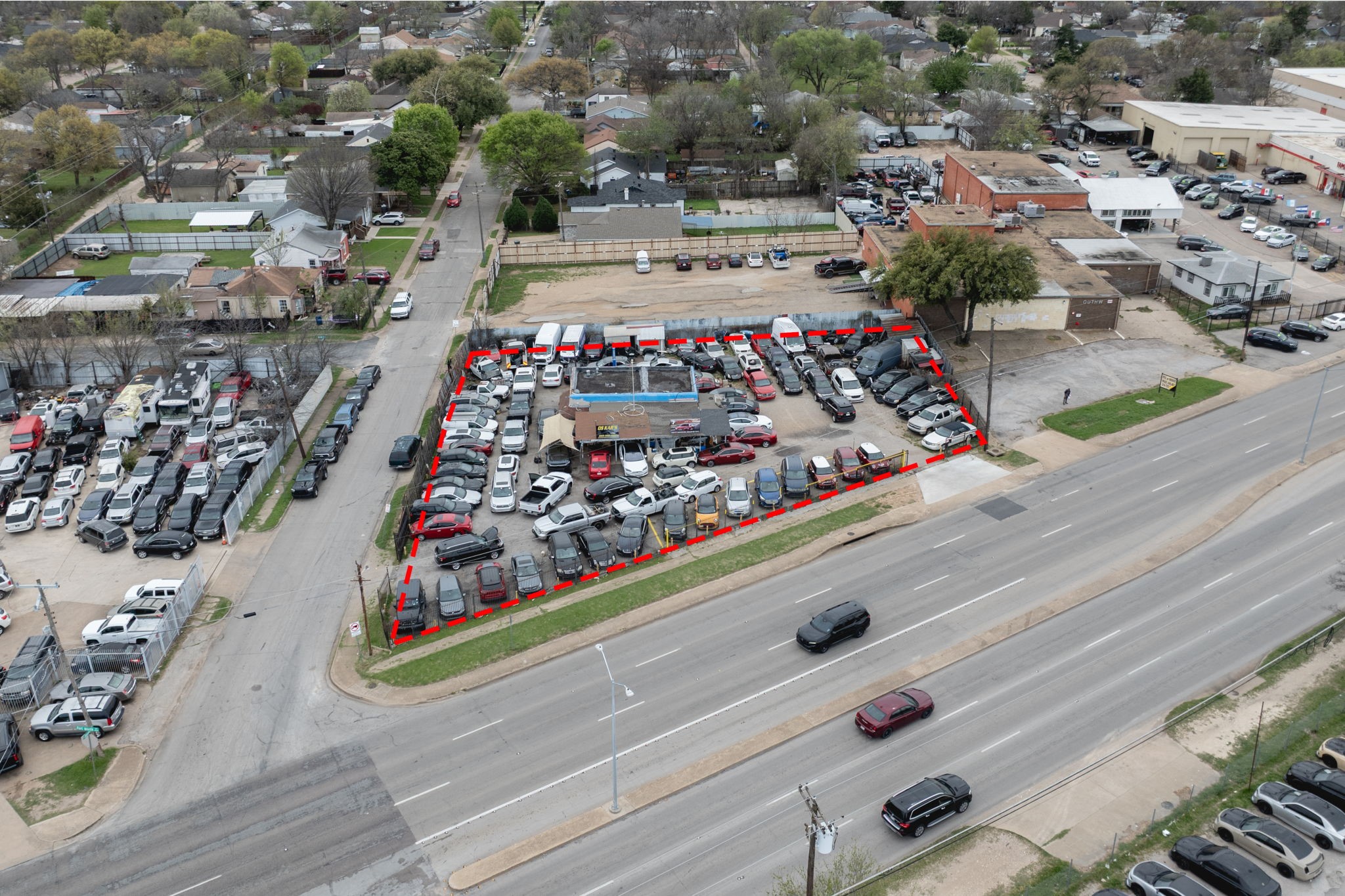 3000 Fort Worth Avenue Dallas TX 75211