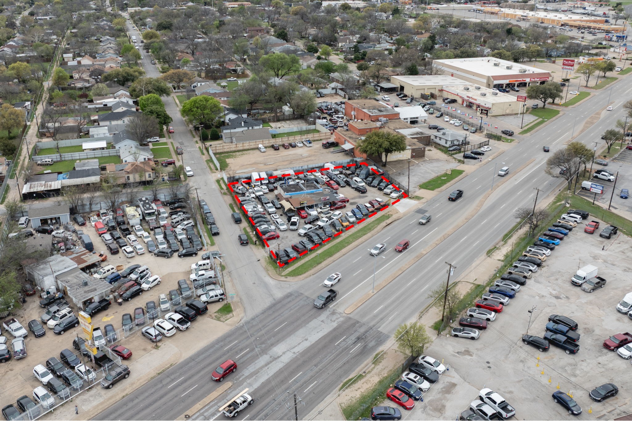 3000 Fort Worth Avenue Dallas TX 75211