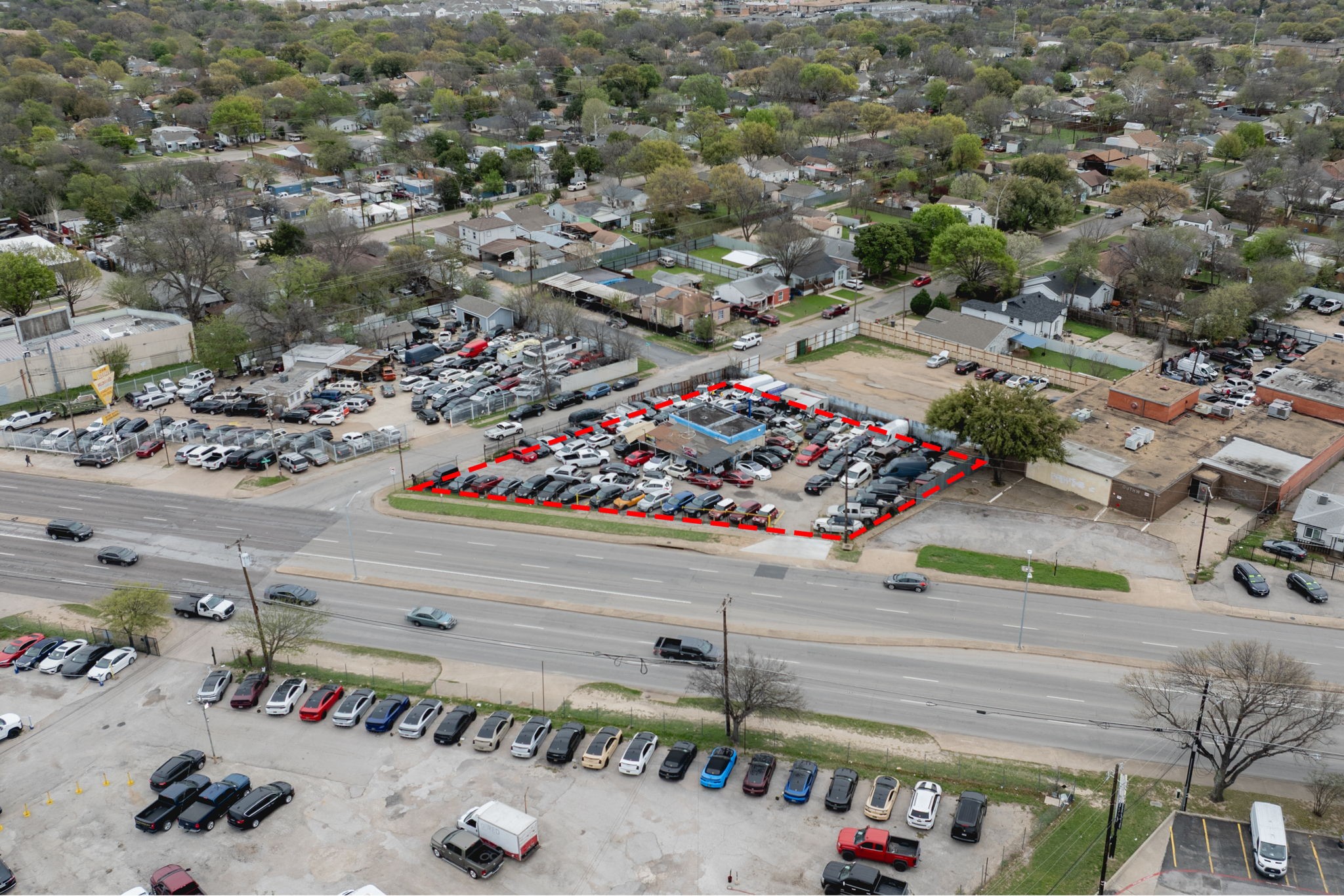 3000 Fort Worth Avenue Dallas TX 75211