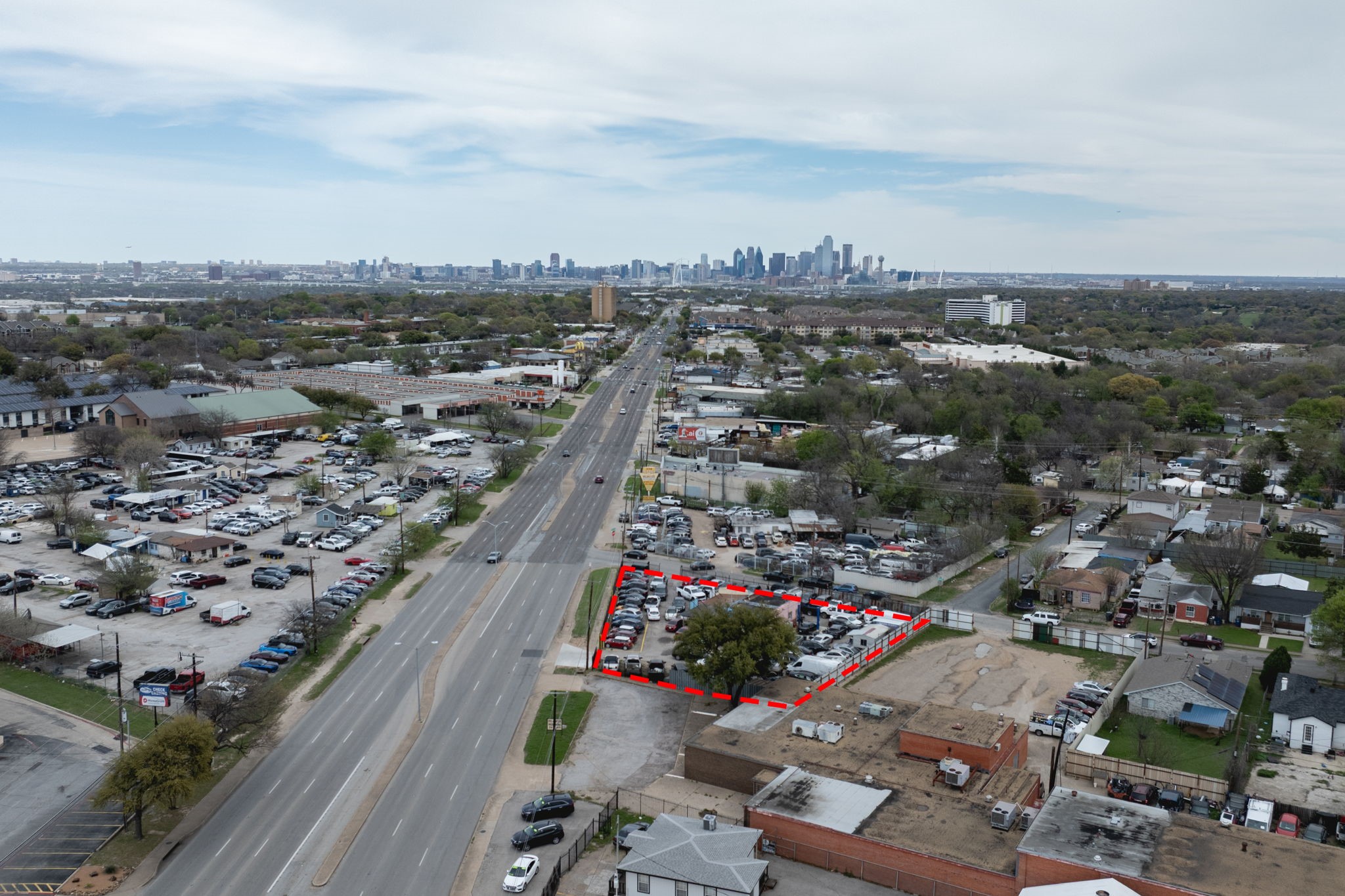 3000 Fort Worth Avenue Dallas TX 75211