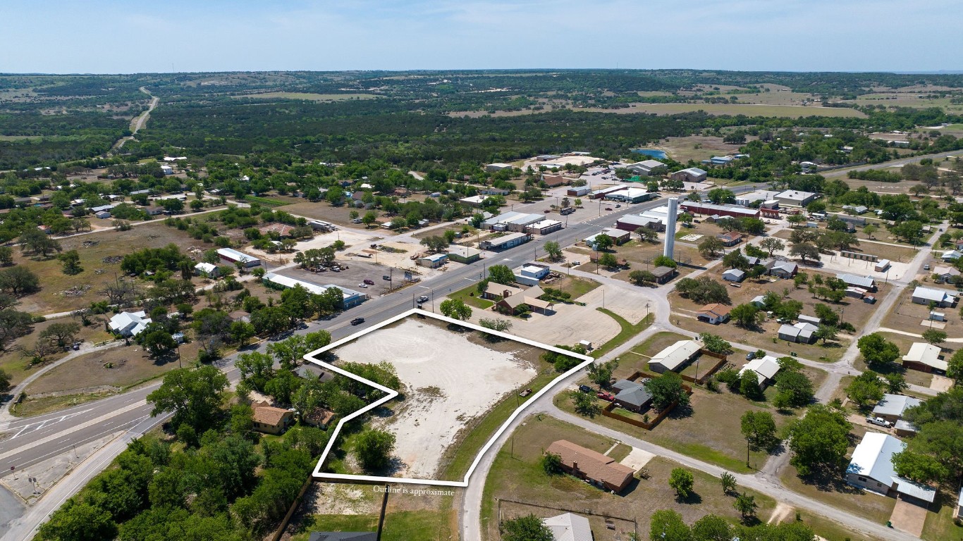 283 N Us Highway 281 Evant TX 76525
