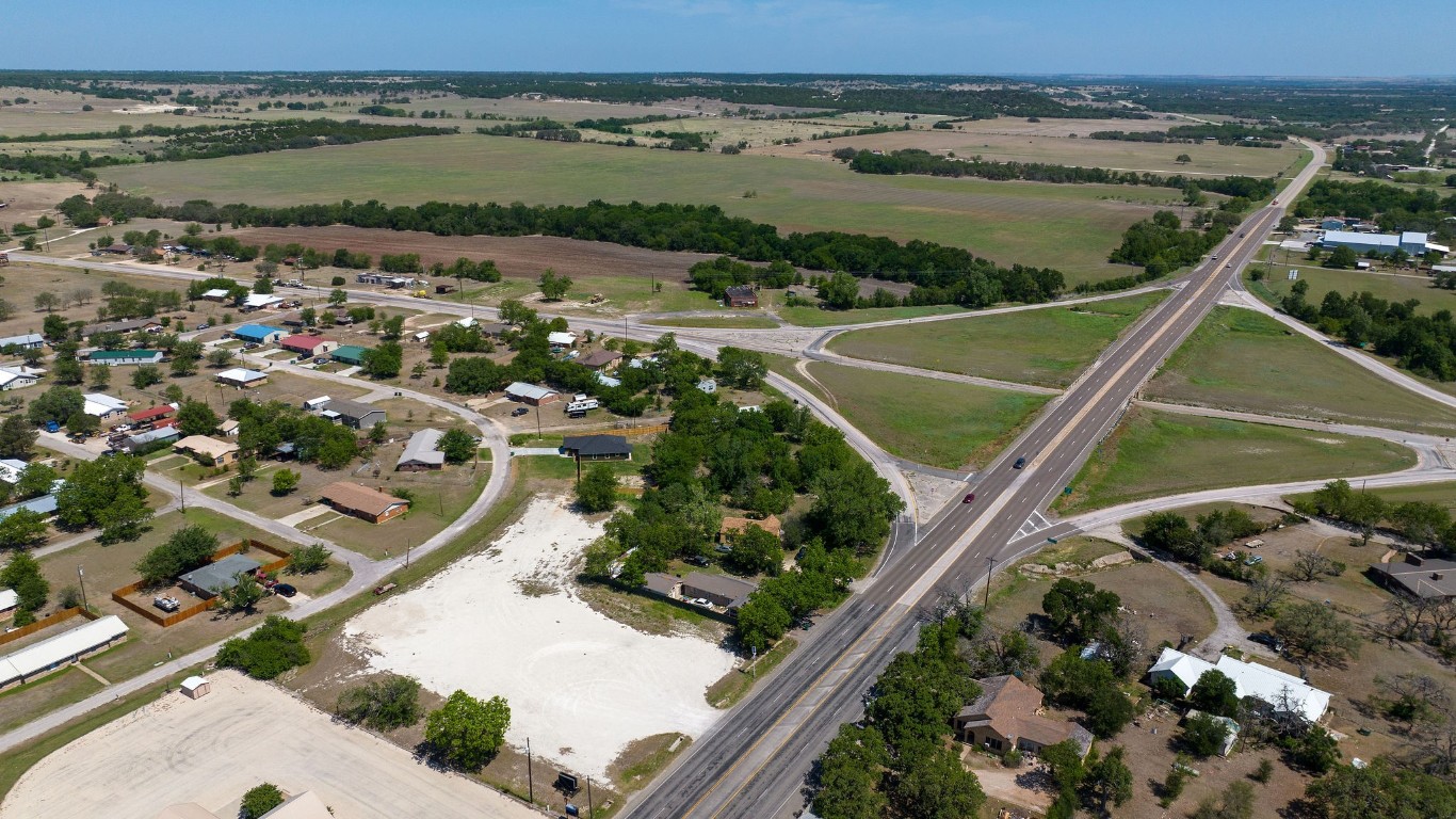 283 N Us Highway 281 Evant TX 76525