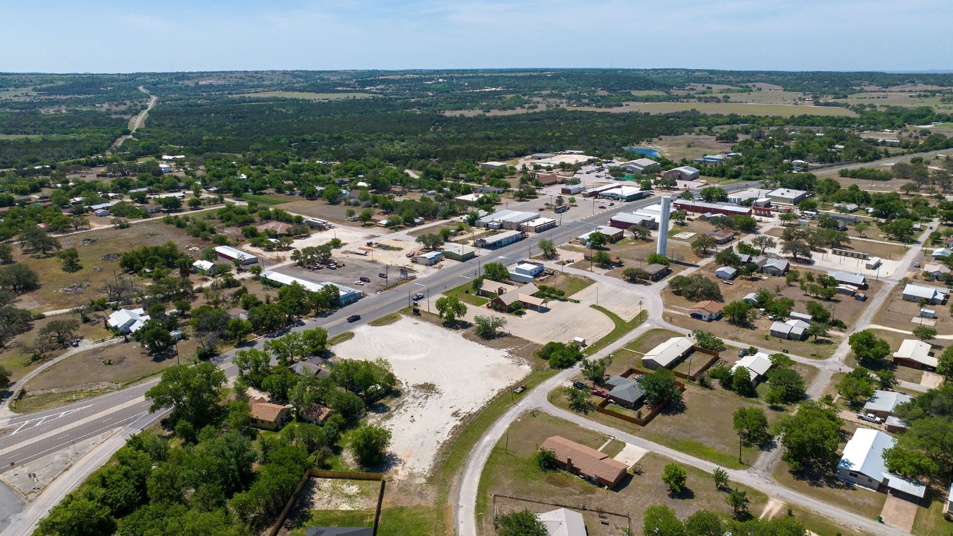 283 N Us Highway 281 Evant TX 76525