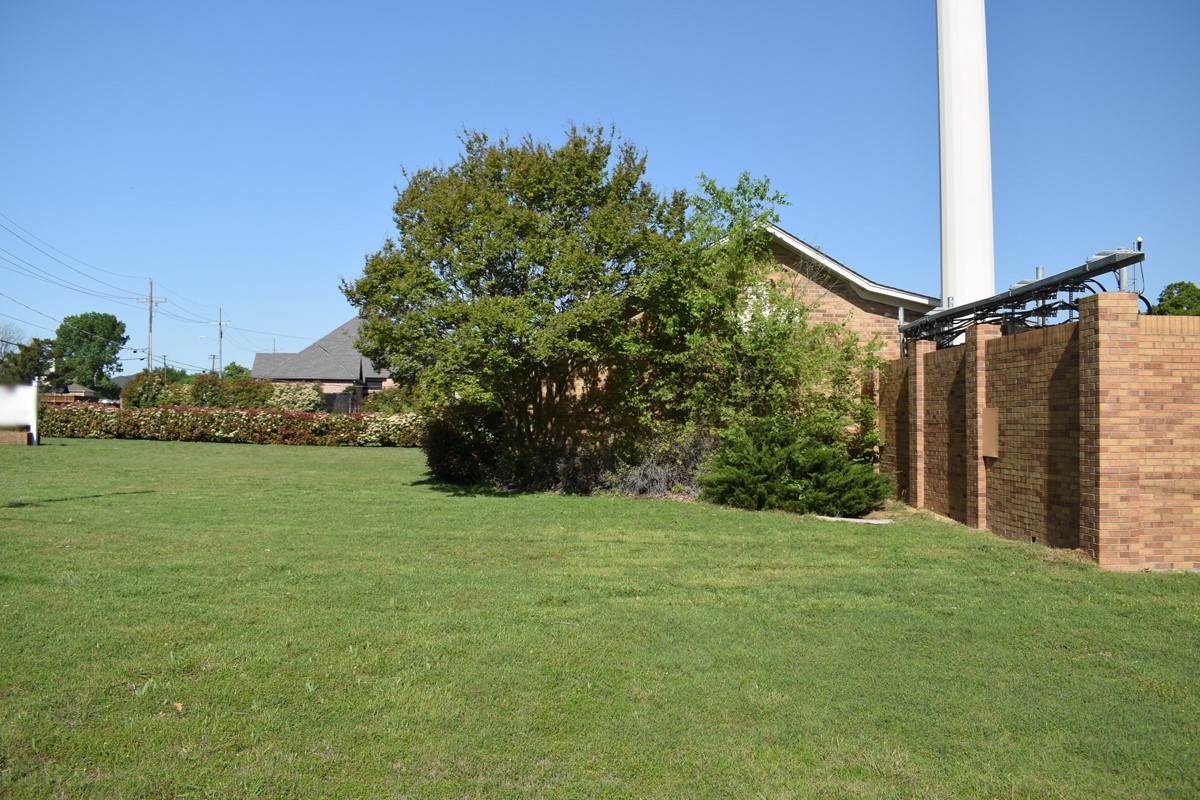 1896 Cindy Lane Lewisville TX 75067