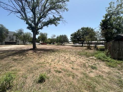 402 W Wallace Street San Saba TX 76877