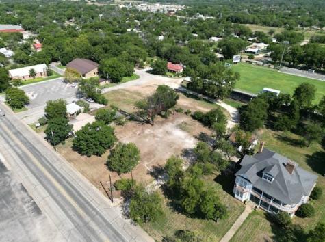 402 W Wallace Street San Saba TX 76877