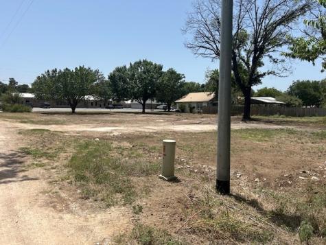 402 W Wallace Street San Saba TX 76877