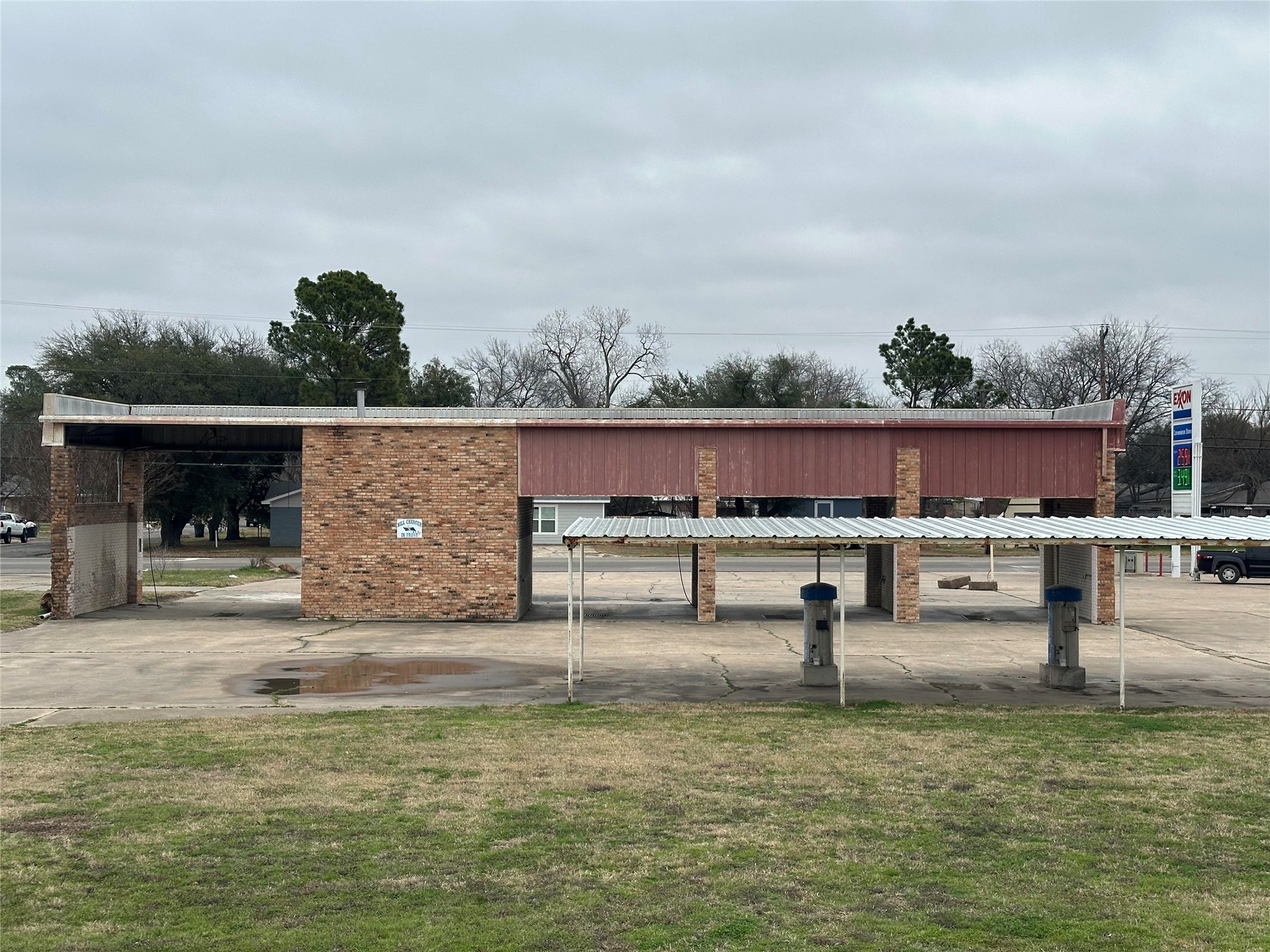 592 S League Sulphur Springs TX 75482