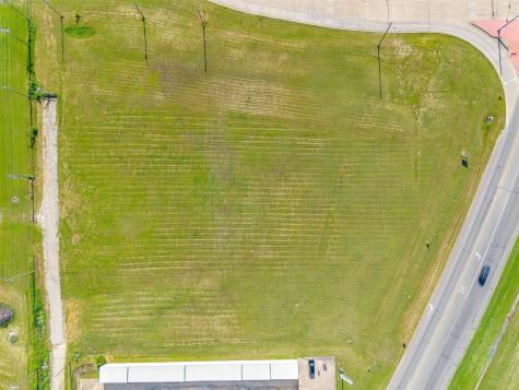 735 E Renfro Street Burleson TX 76028