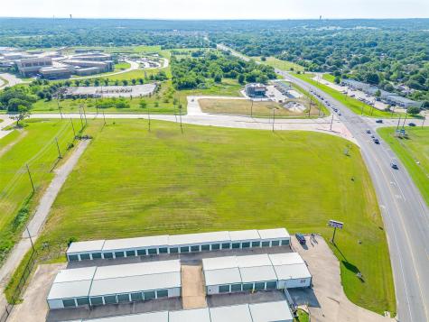 735 E Renfro Street Burleson TX 76028
