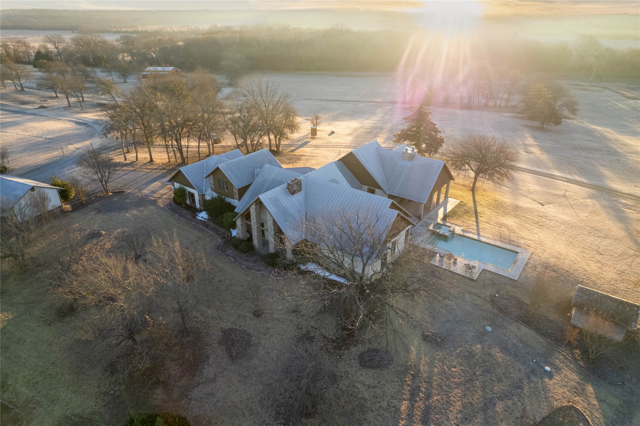 1922 Bethel Cannon Road Whitewright TX 75491