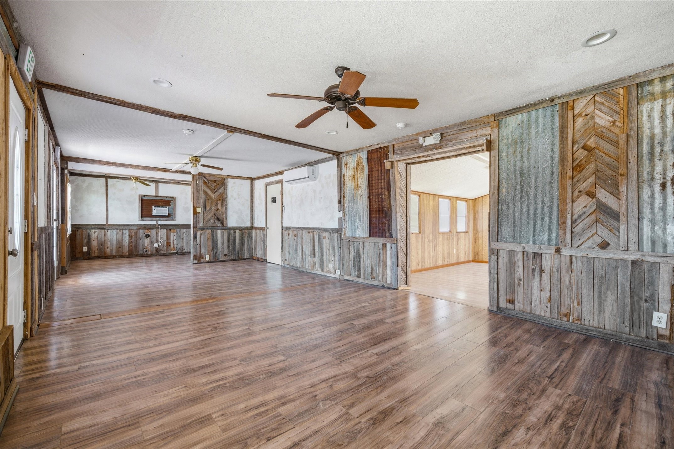 705 E Pine Street Edgewood TX 75117