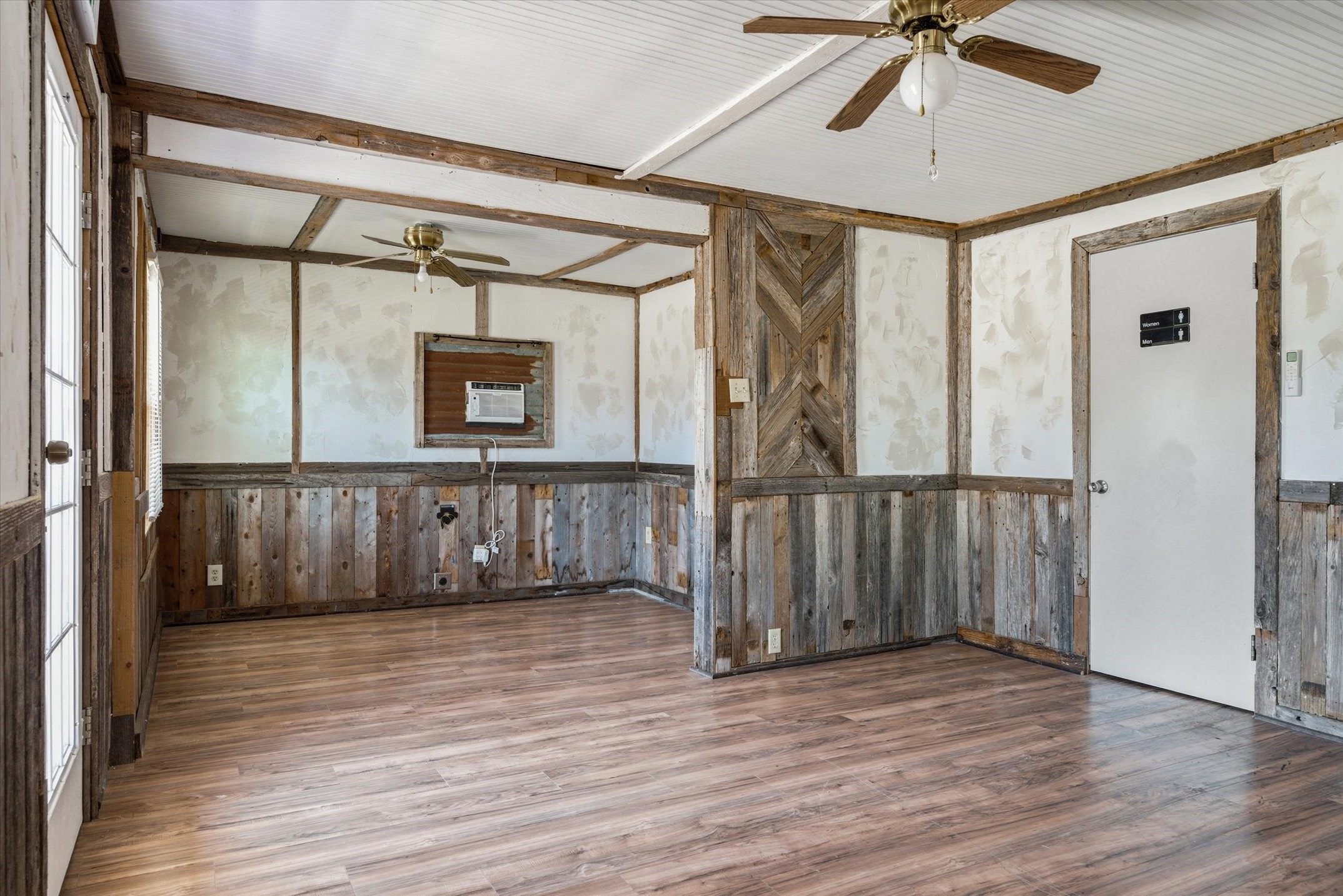 705 E Pine Street Edgewood TX 75117