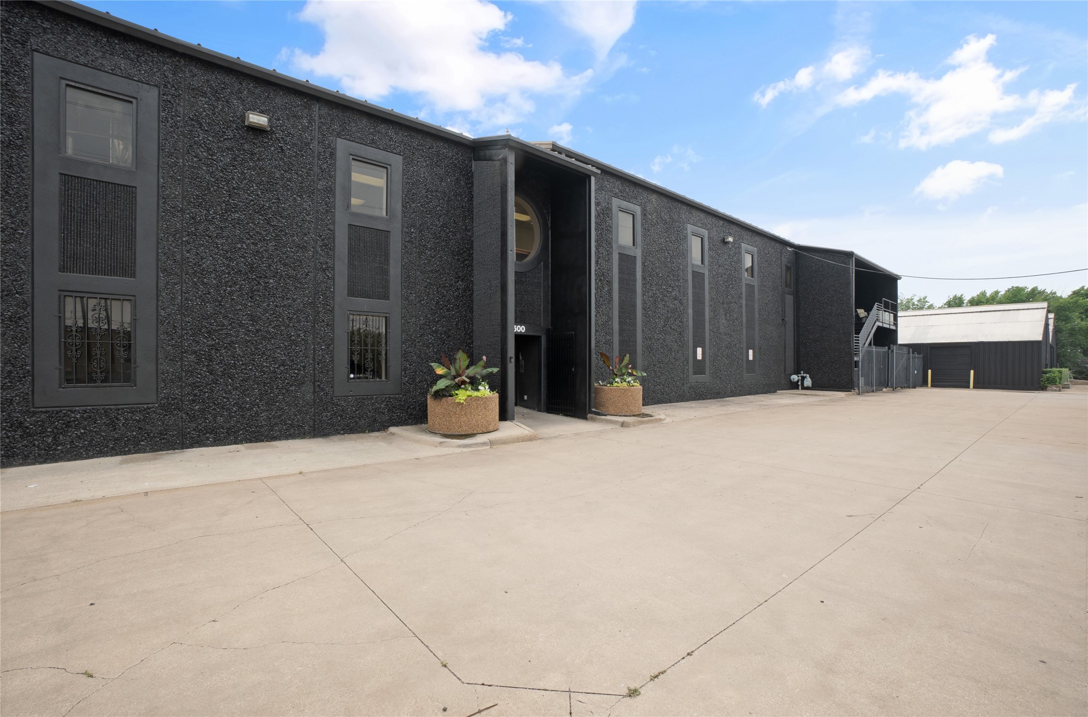 3500 Easy Street Dallas TX 75247