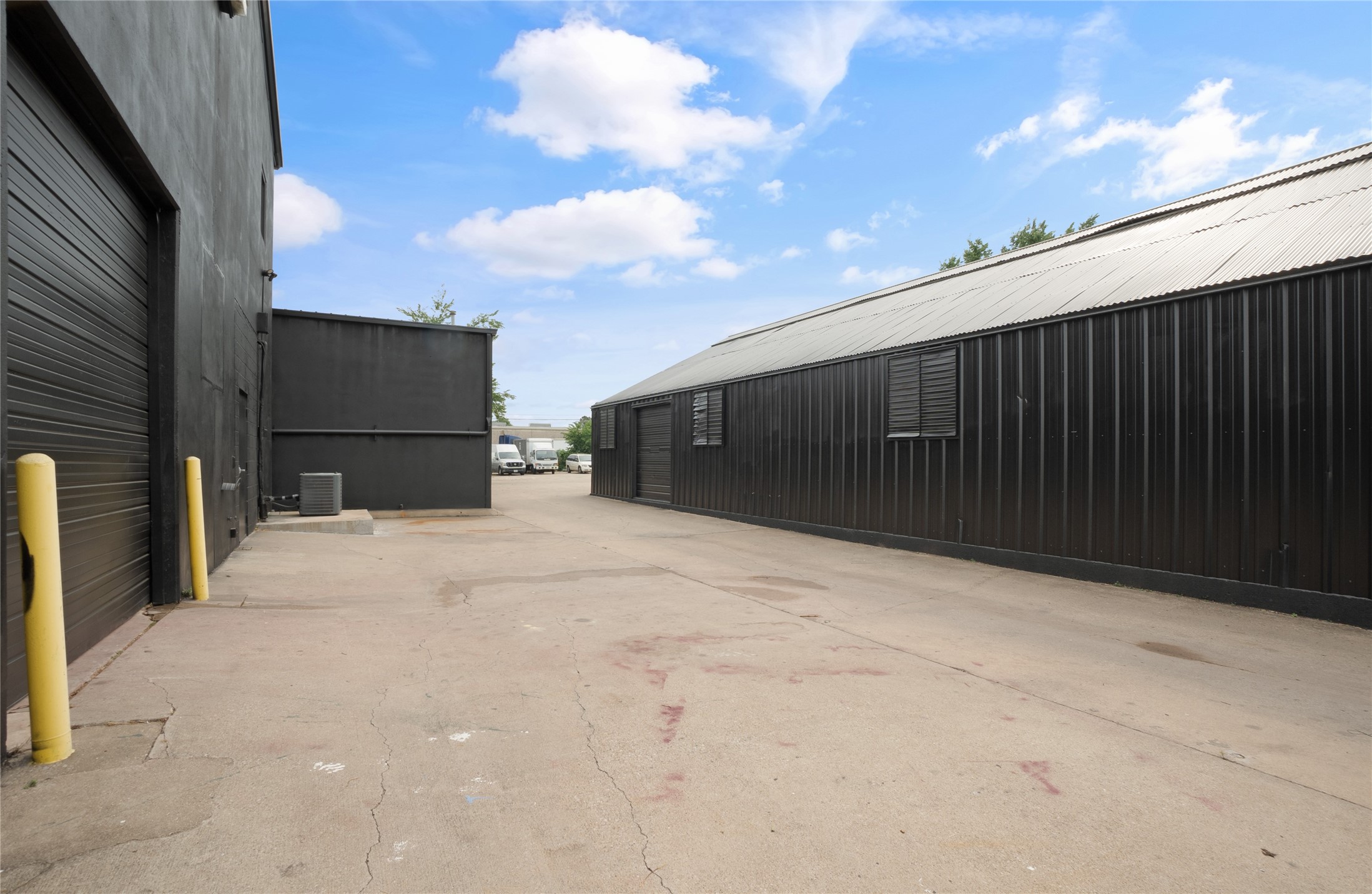 3500 Easy Street Dallas TX 75247