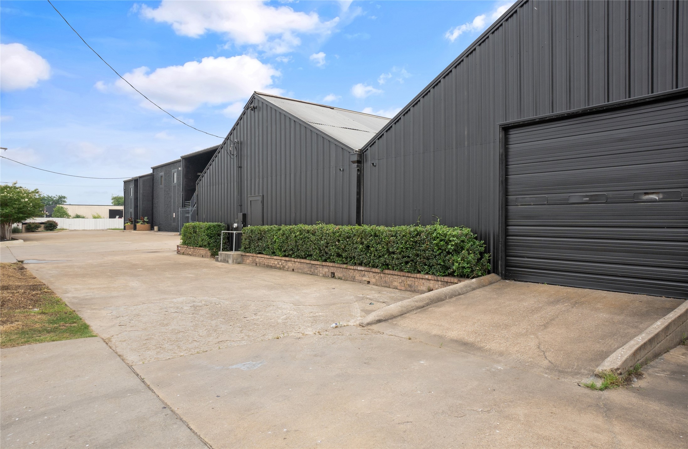 3500 Easy Street Dallas TX 75247