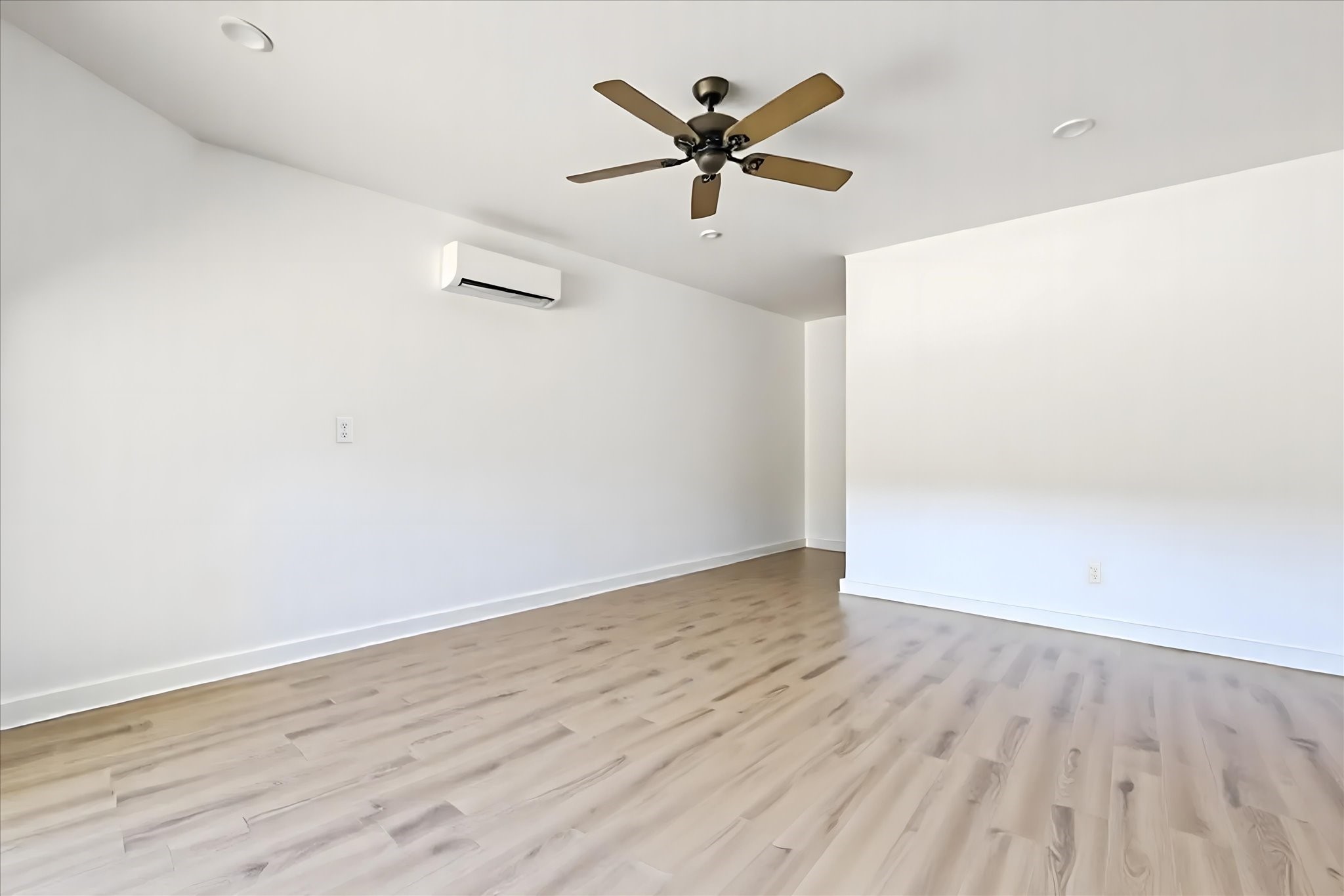 834 Riley Lane Tolar TX 76476