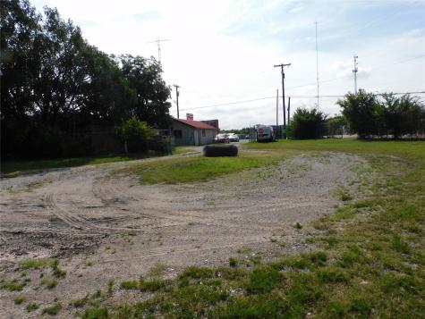 6202 Texoma Parkway Sherman TX 75090