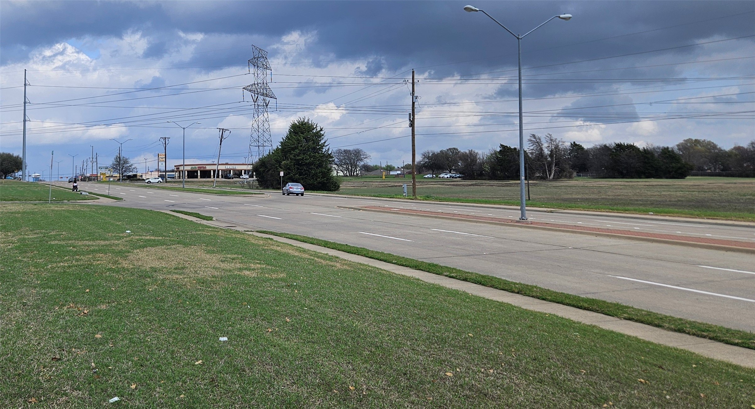 1668 S Clark Road Duncanville TX 75137