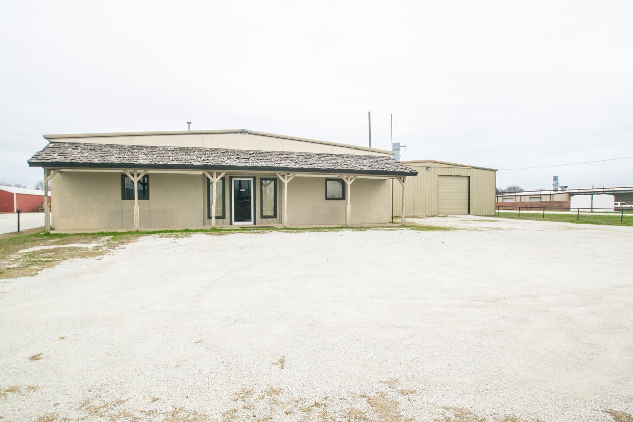 1024 Us-377 Pilot Point TX 76258