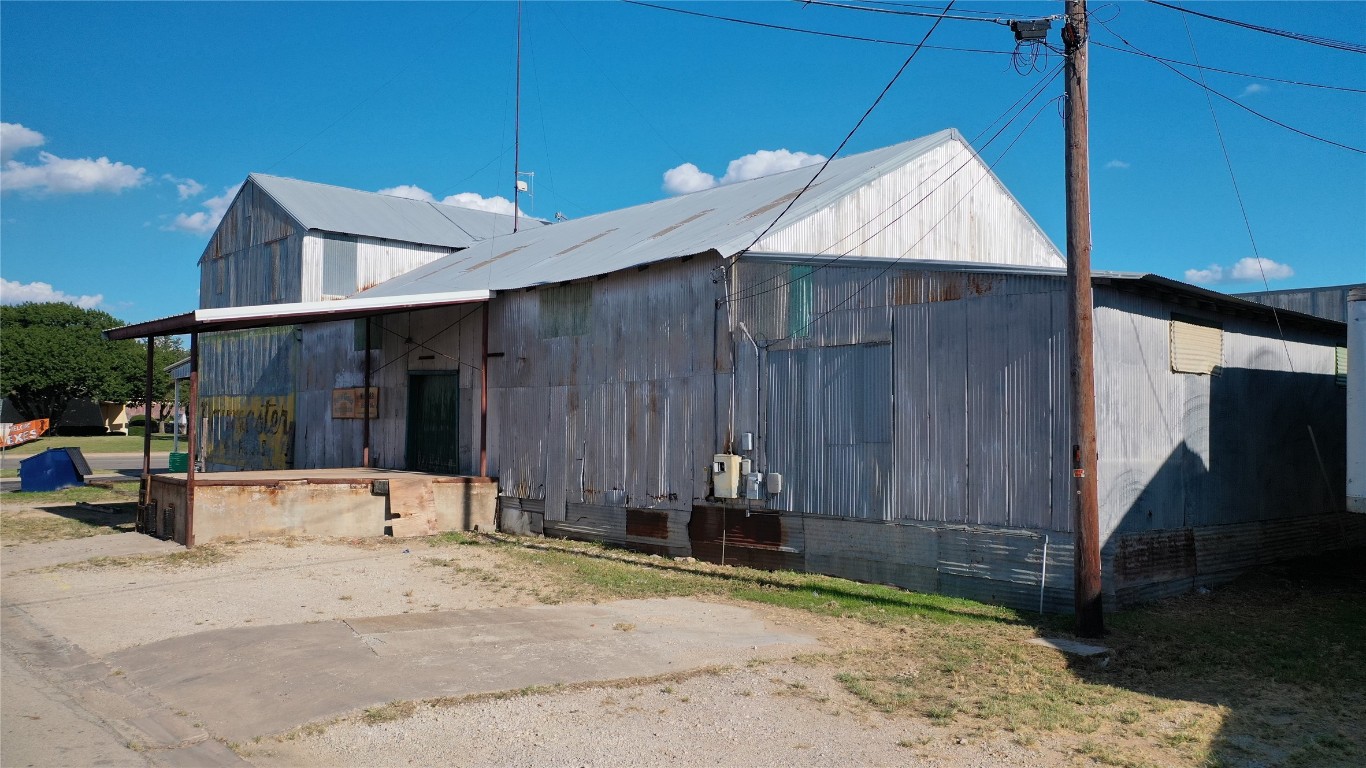 9 Clay Street Nocona TX 76255