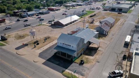 9 Clay Street Nocona TX 76255