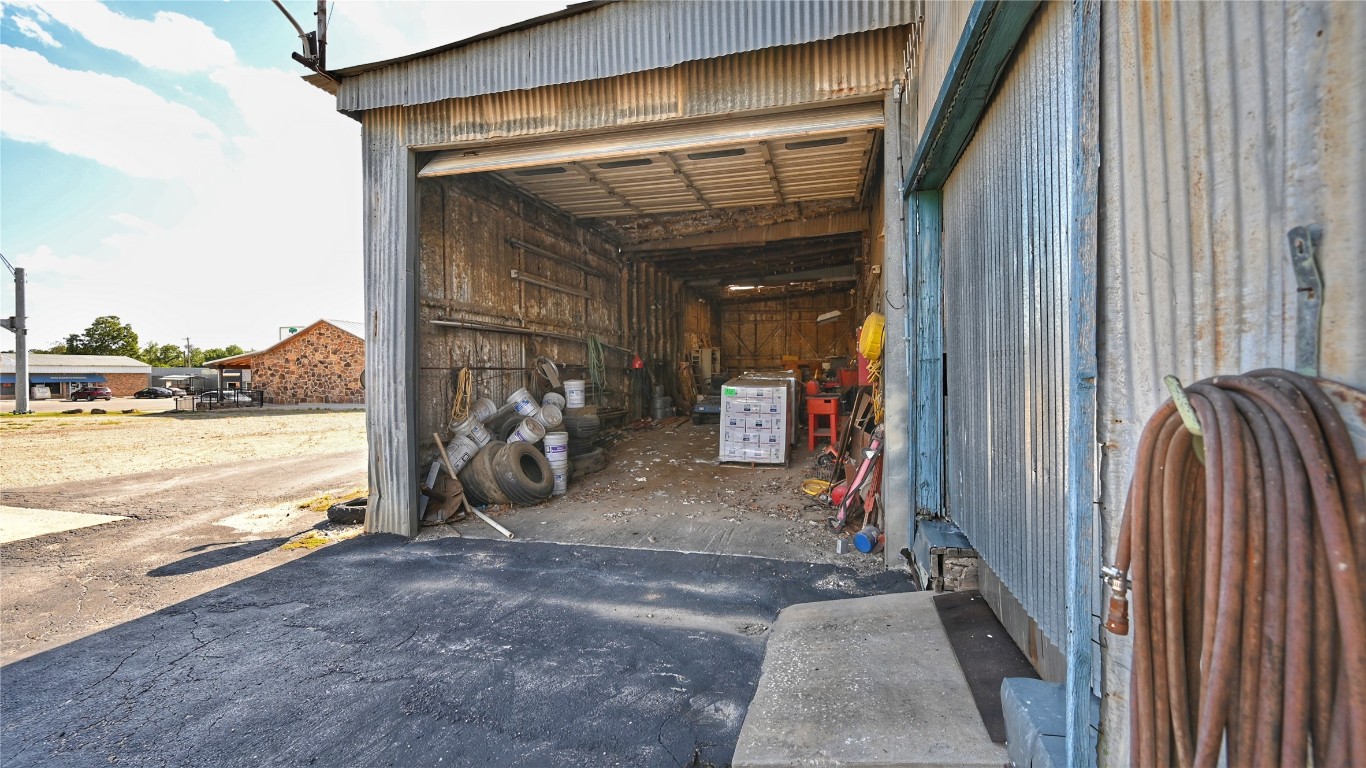 9 Clay Street Nocona TX 76255