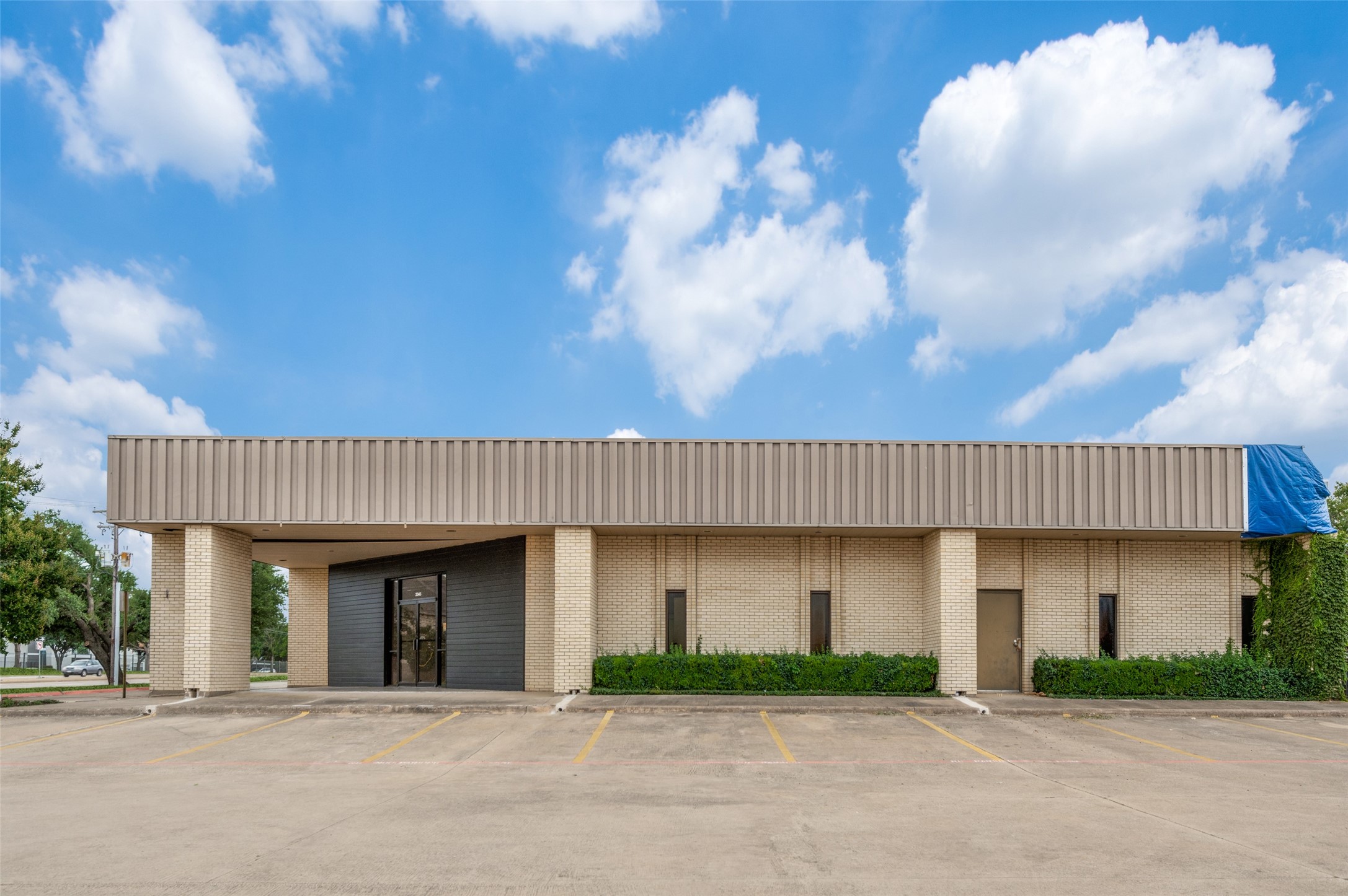 2345 State Highway 121 Lewisville TX 75056