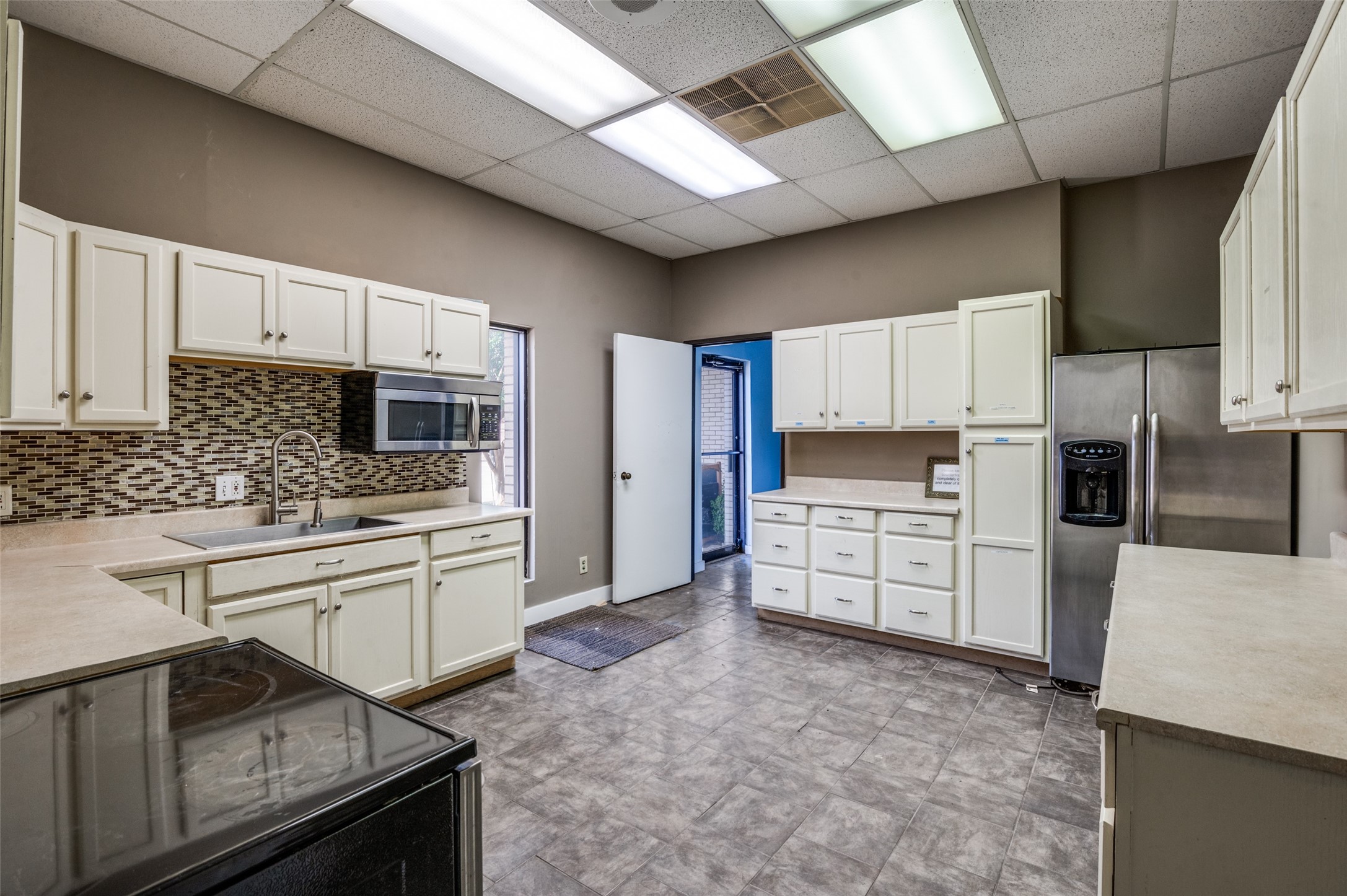 2345 State Highway 121 Lewisville TX 75056