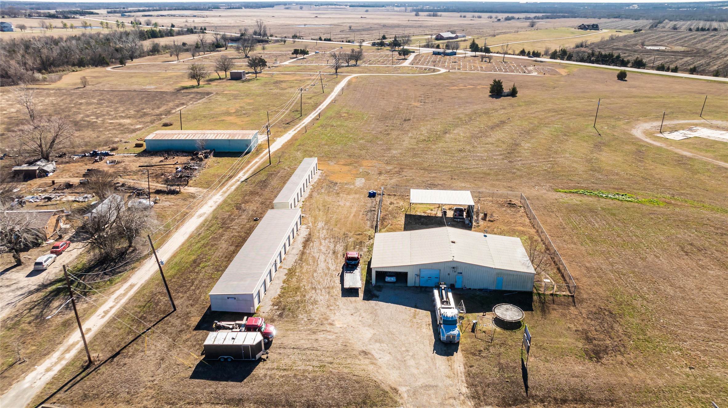 6240 Farm Road 1508 Paris TX 75462