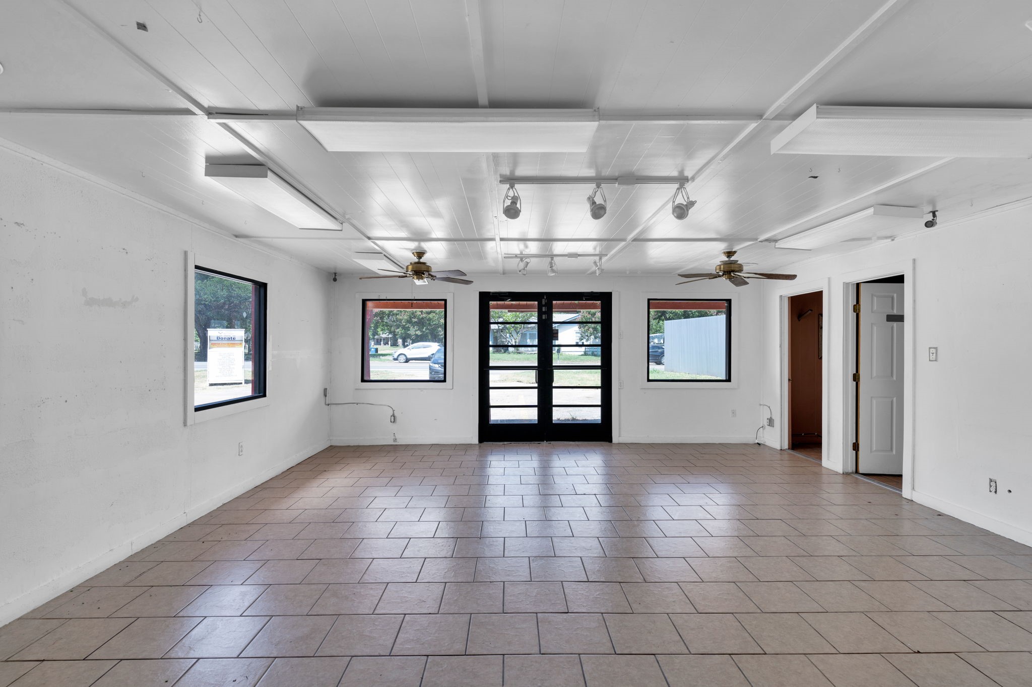 402 N 3rd Street Wortham TX 76693