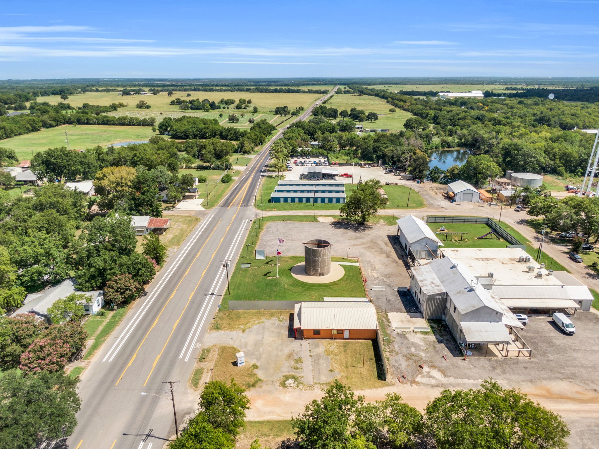 402 N 3rd Street Wortham TX 76693