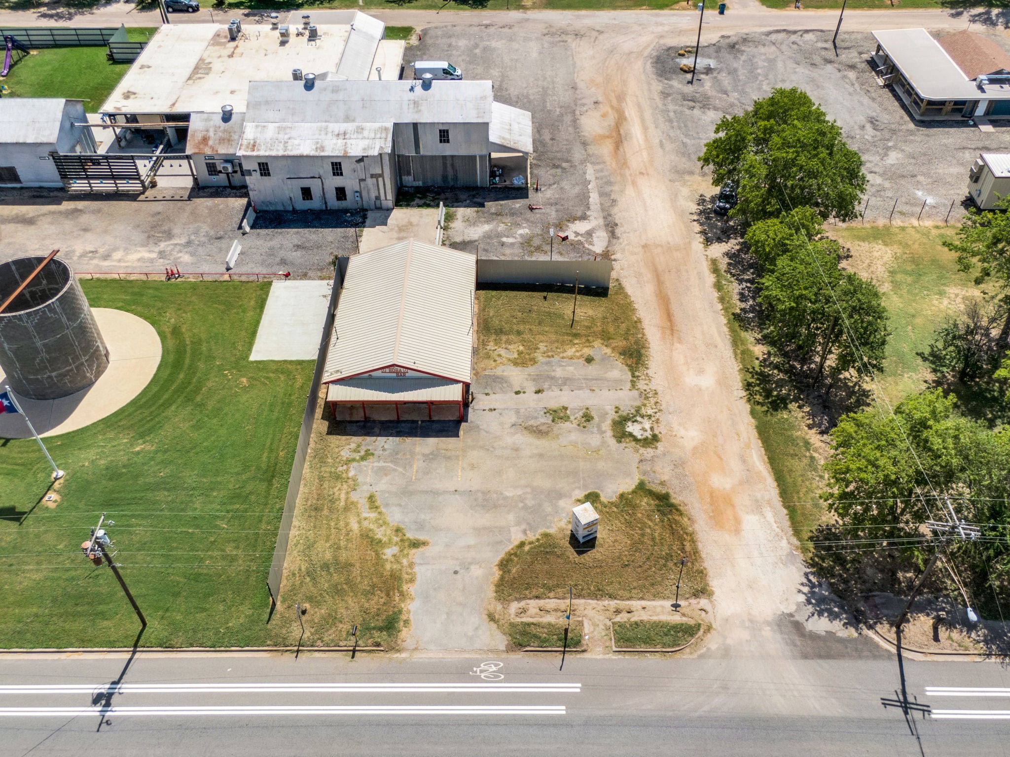 402 N 3rd Street Wortham TX 76693