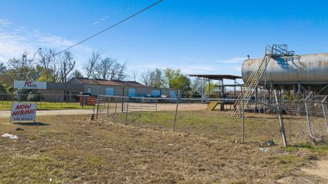 2190 S Church Street Paris TX 75460