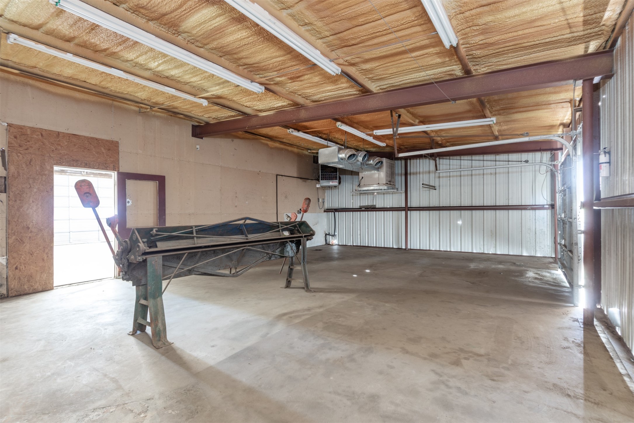 600 W Main Street Whitesboro TX 76273