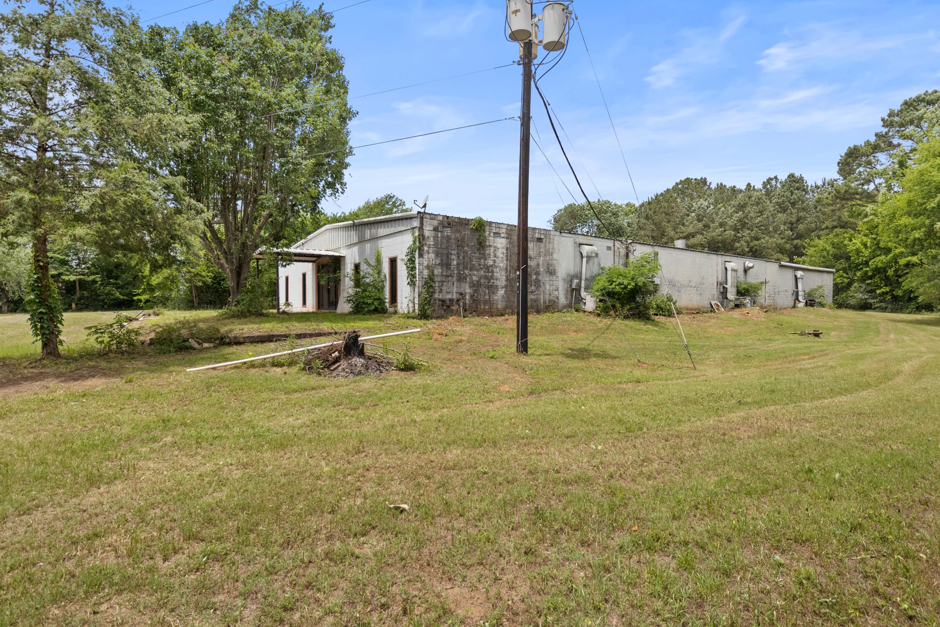 1301 Highway 11 Hughes Springs TX 75656