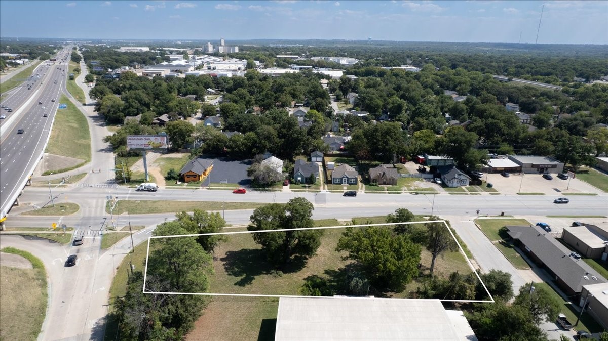 201 N Riverside Drive Fort Worth TX 76111