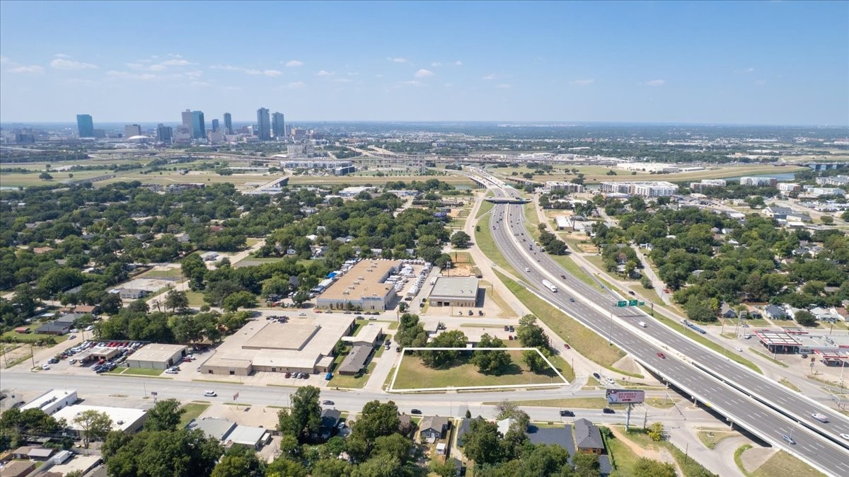 201 N Riverside Drive Fort Worth TX 76111
