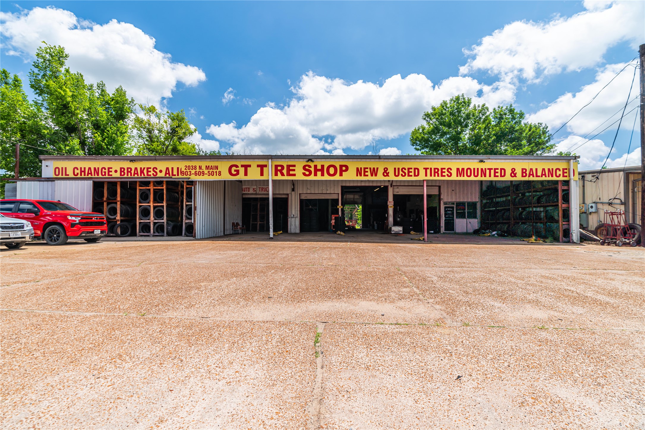 2038 N Main Street Paris TX 75460