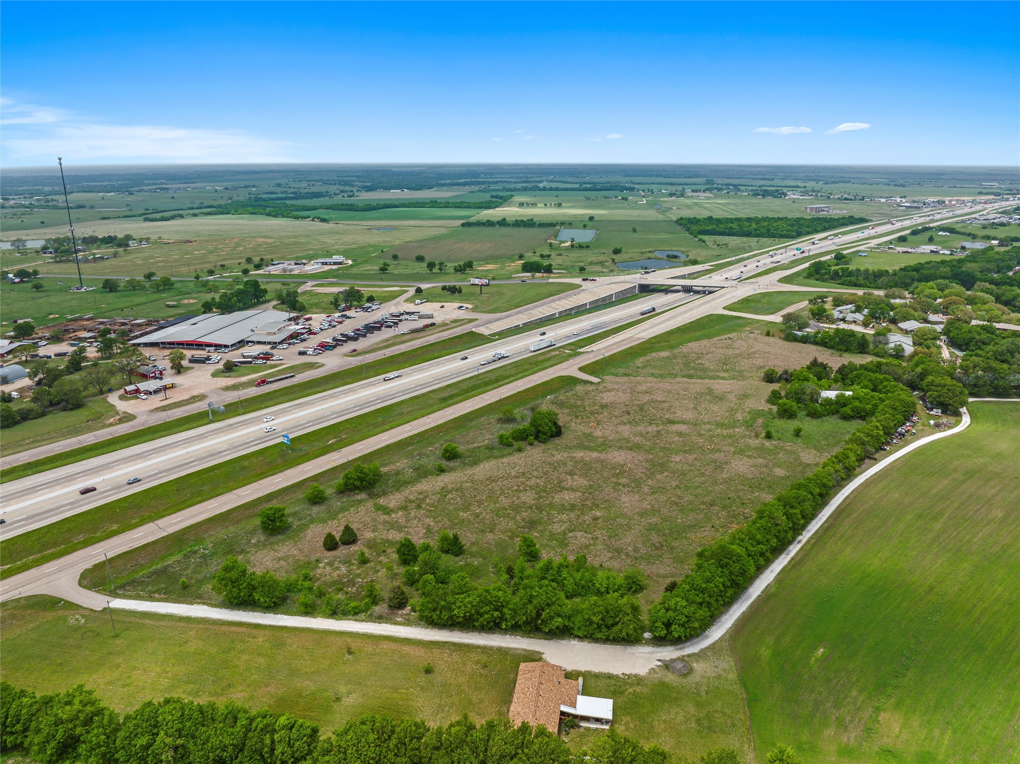 20694 N Interstate 35 West TX 76691