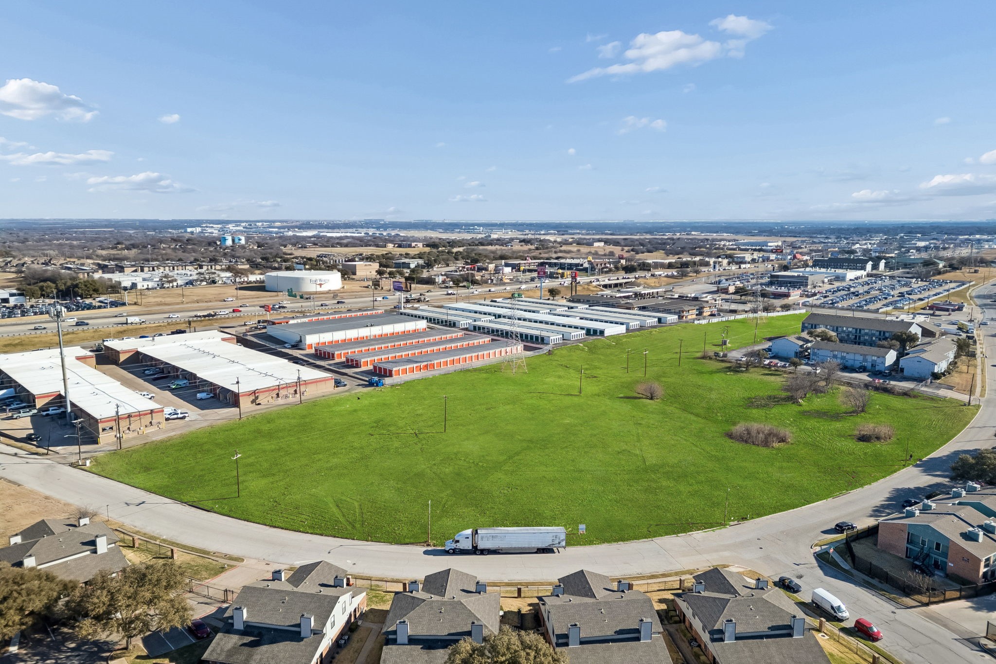 Fort Worth TX, 8800 Calmont Avenue