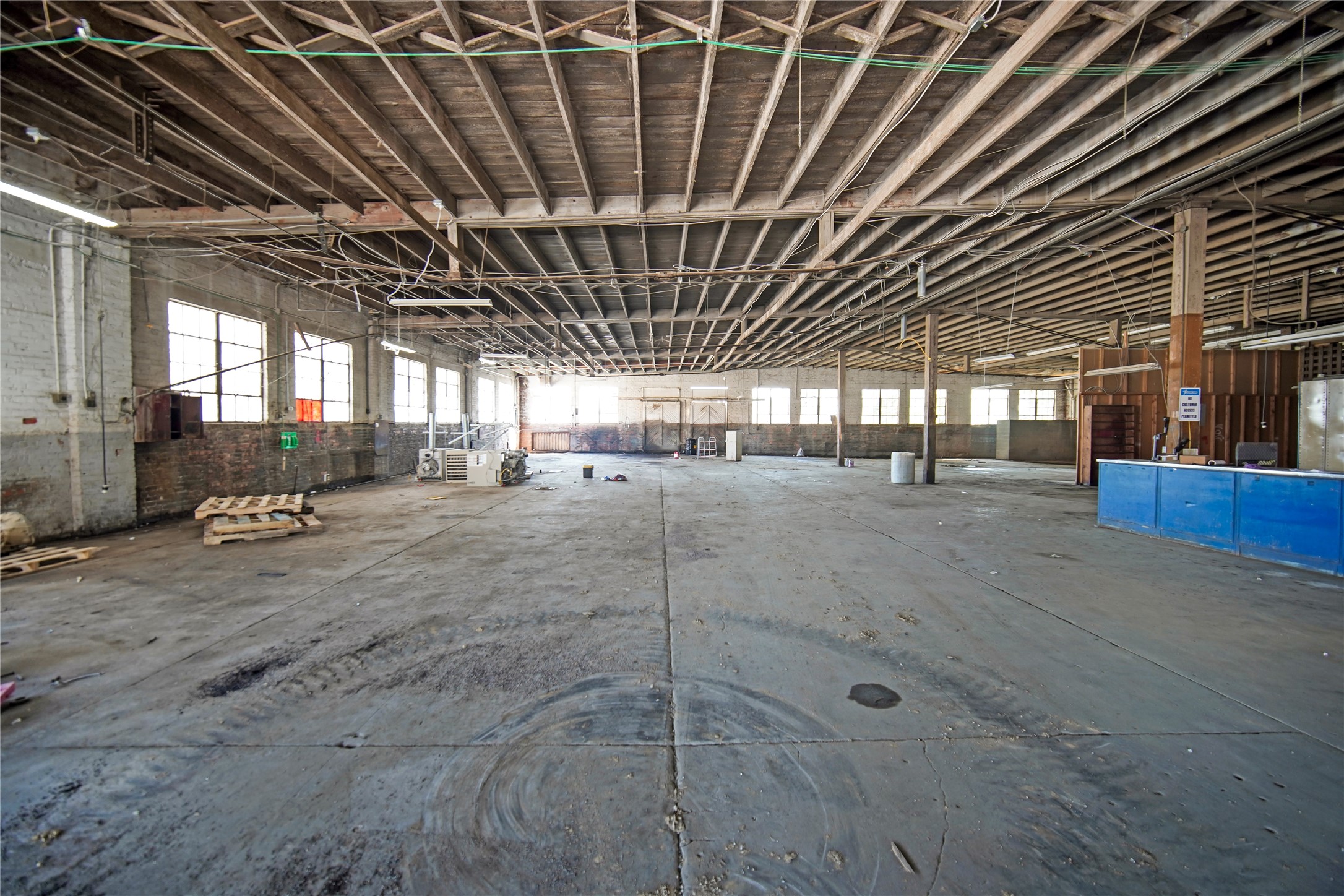 205 W Belknap Street Jacksboro TX 76458